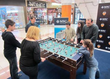 MSC CRUCEROS. Campeonato familiar de futbolín