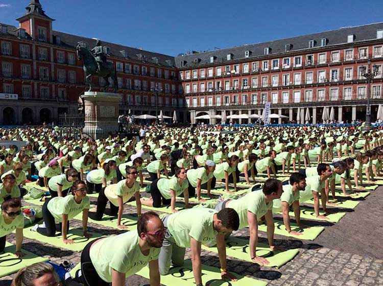 Free Yoga By Oysho - Barcelona - Yoga and Photo