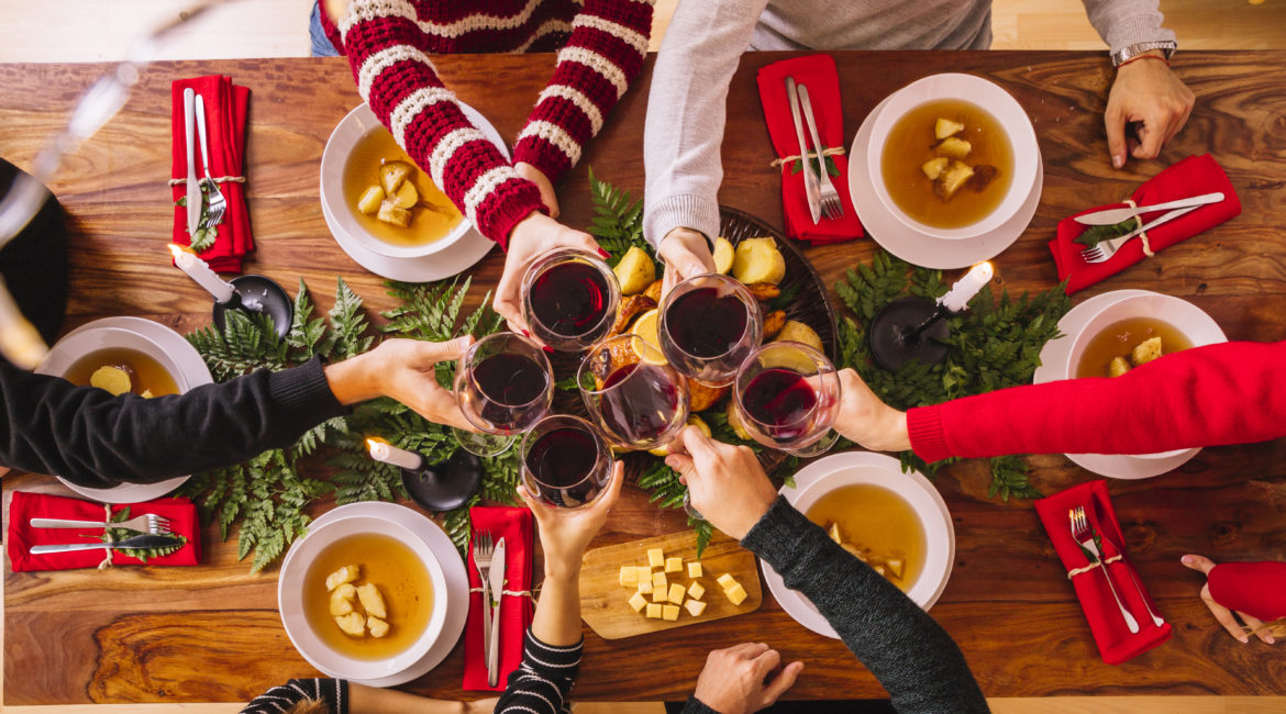 CON LA NAVIDAD LLEGAN LAS COMIDAS Y CENAS DE EMPRESA